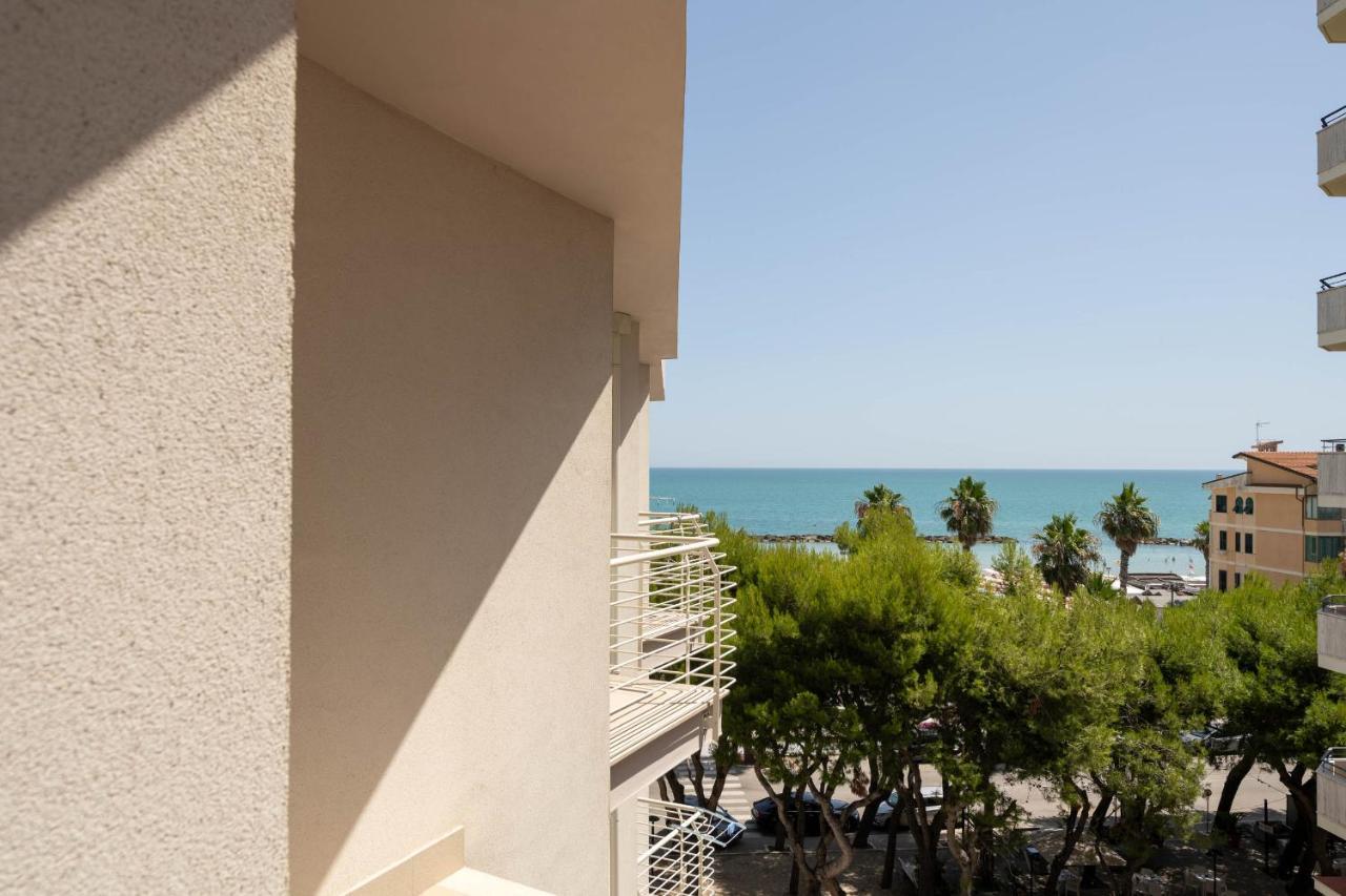 Hotel Velia Grottammare Zewnętrze zdjęcie
