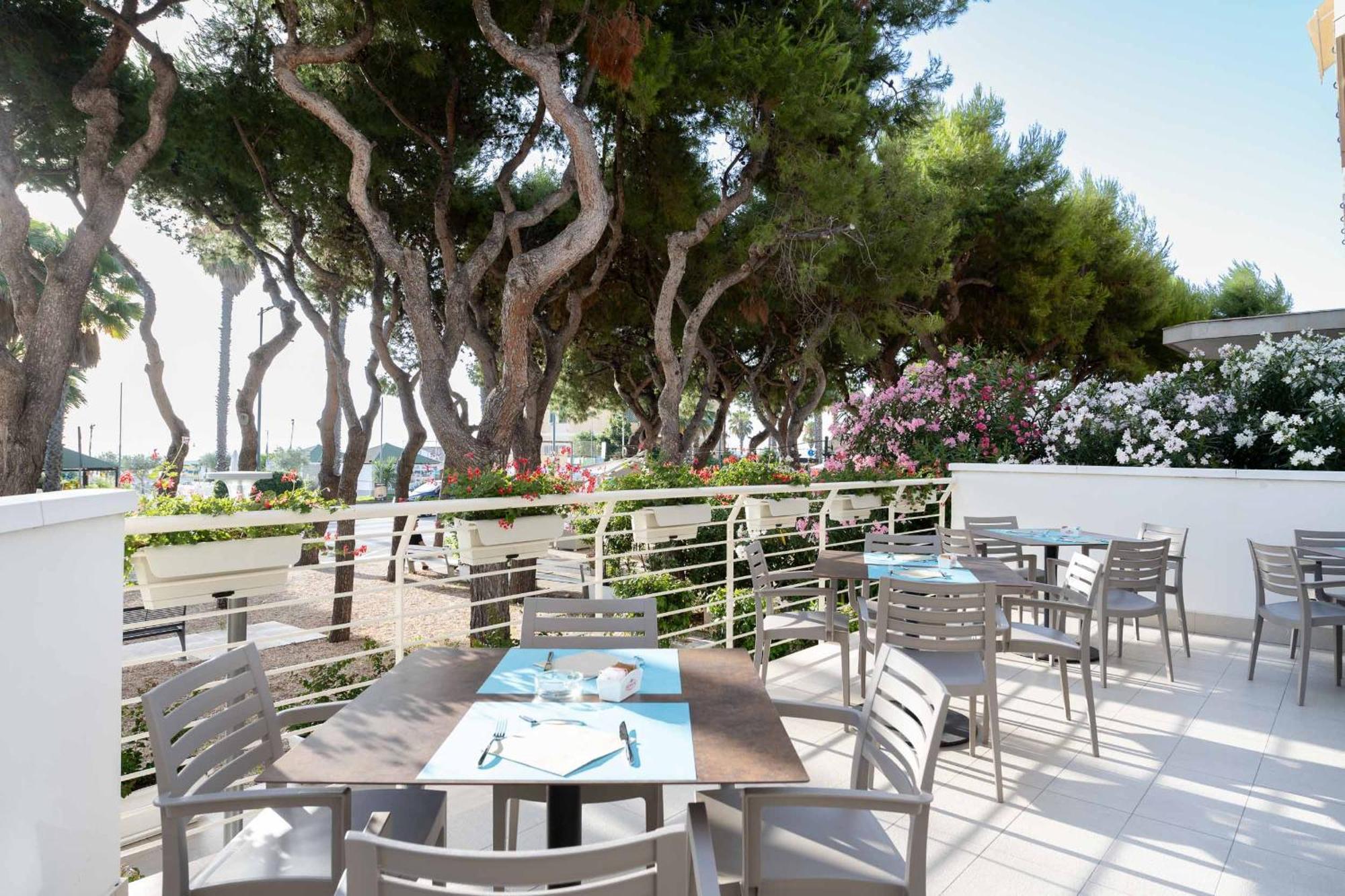 Hotel Velia Grottammare Zewnętrze zdjęcie