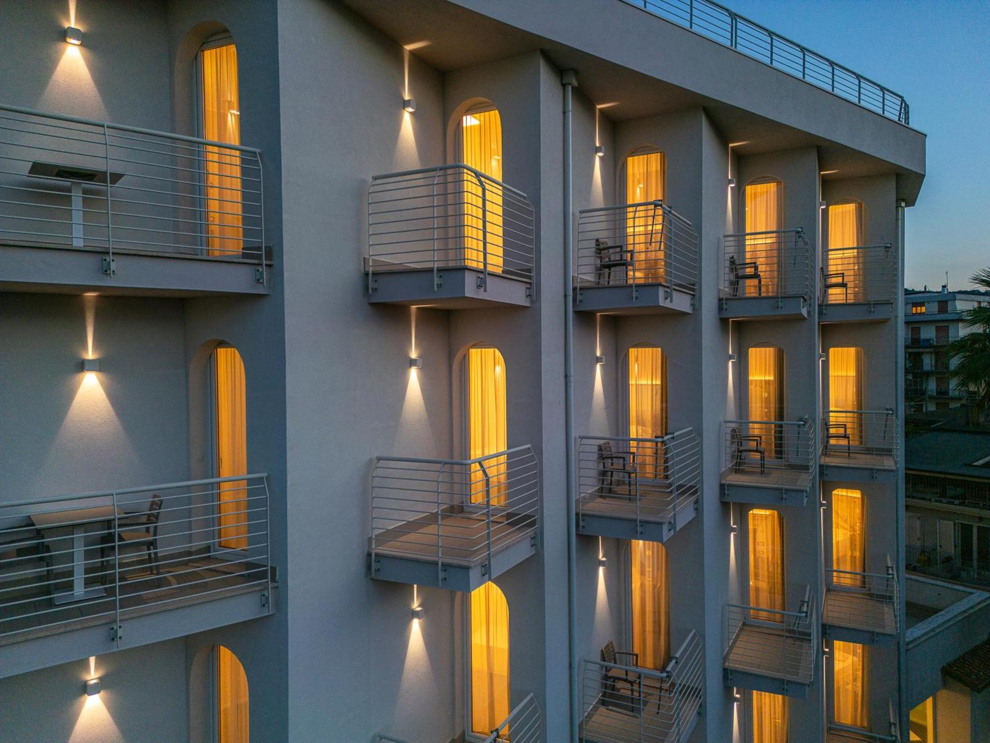 Hotel Velia Grottammare Zewnętrze zdjęcie